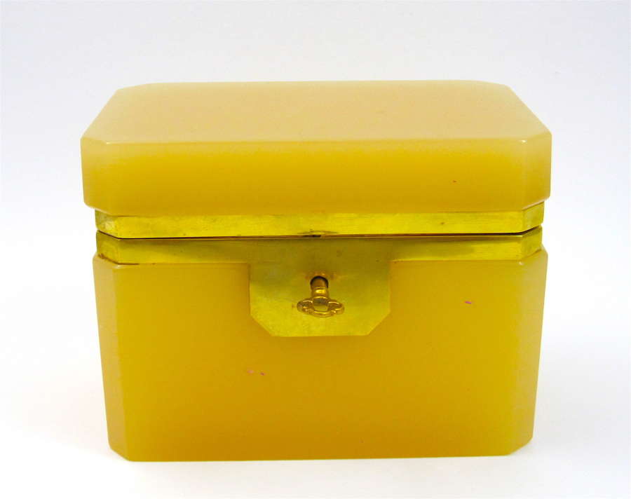 Rare Vintage Italian Murano 'Custard' Glass Casket Box