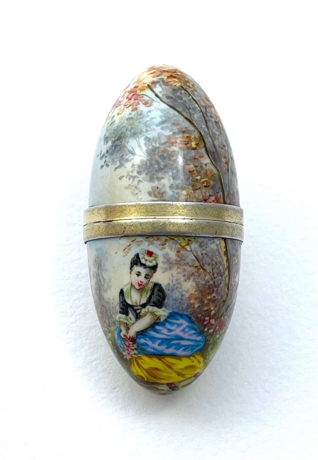 Fine Antique French Fine Enamelled Egg Shaped Box 