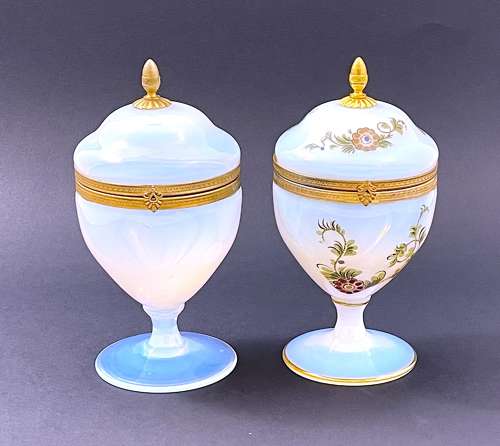 Unusual Antique French Bulle de Savon Opaline Glass Box with Flowers