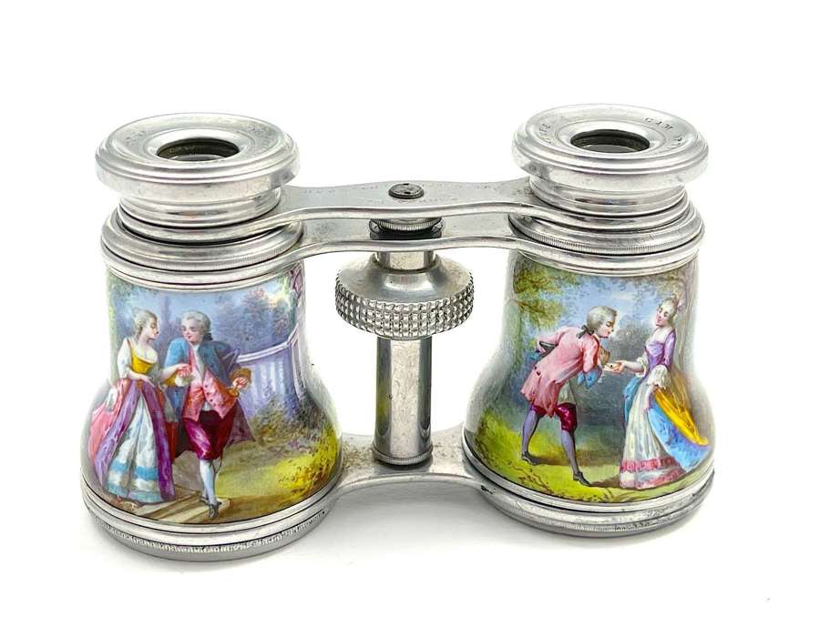 An Exceptional Pair of Antique Palais Royal  Enamelled Opera Glasses. 