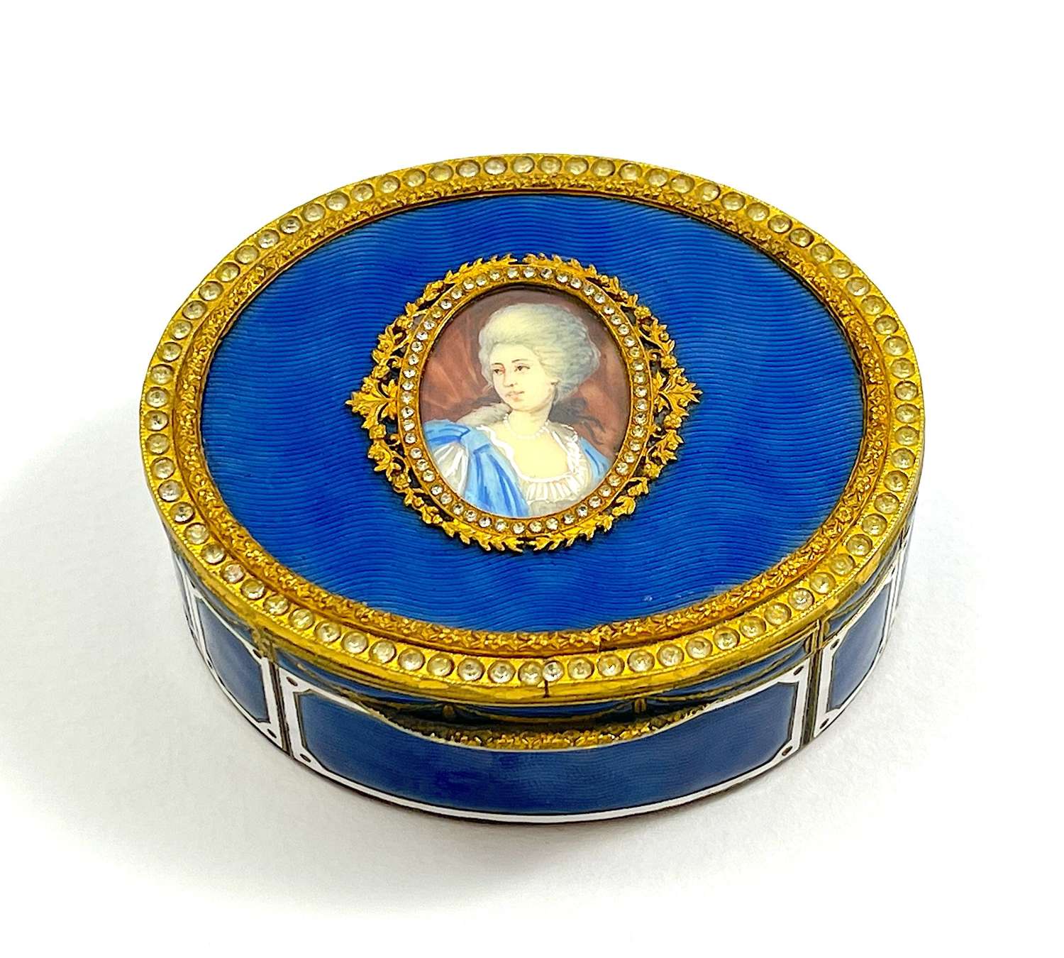 High Quality Antique French Guilloche Enamel Box 