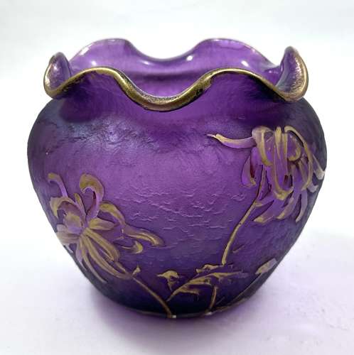 A Pretty Legras Mont Joye Bowl with Beautiful Enamelled Flowers