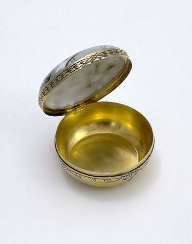 Fine Antique French Enamel & Gilded Silver Box in the Grisaille Manner