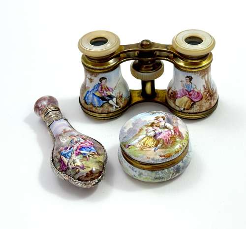 A Lovely Pair of Antique French Enamelled Opera Glasses.