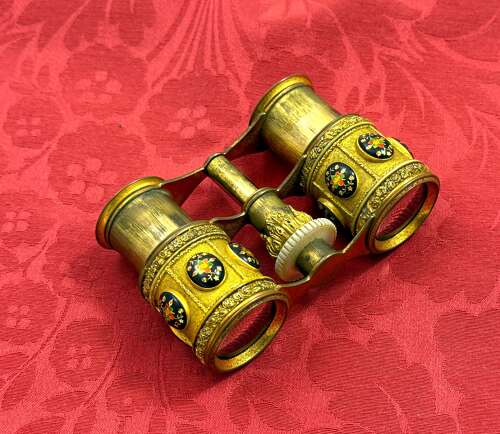 A Pair of High Quality French Ormolu and Enamelled Opera Glasses.