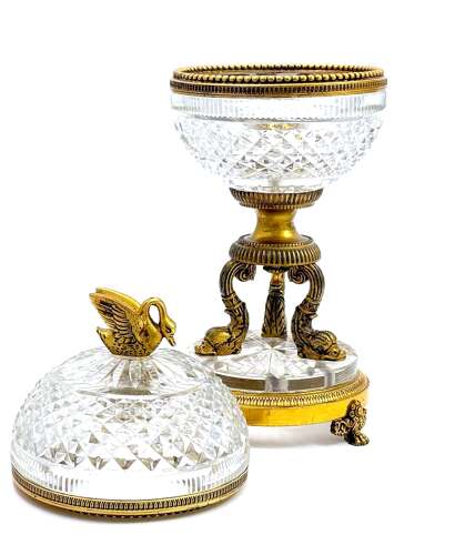 Elegant Antique French Cut Crystal and Dore Bronze Centrepiece Casket Box.