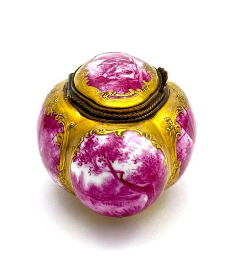 Antique German Meissen Style Porcalain 'Bombe' Shaped Box by Eugene Claus Circa 1890