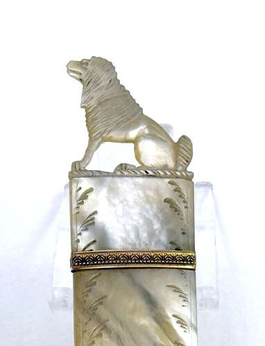 Antique French Charles X Palais Royal Mother of Pearl Needle Case with a Finely Dog Finial