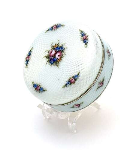 Antique Pale Cream Guilloché Enamel Box with Finely Hand Painted Floral Sprays of Roses
