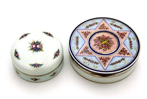 Antique Pale Cream Guilloché Enamel Box with Finely Hand Painted Floral Sprays of Roses
