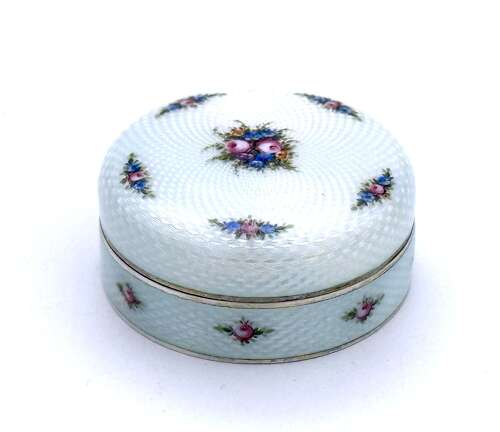 Antique Pale Cream Guilloché Enamel Box with Finely Hand Painted Floral Sprays of Roses