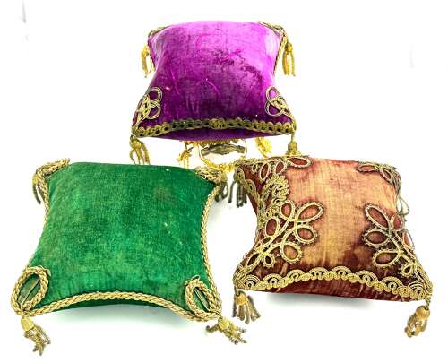 Antique Napoleon III French Red Velvet Bridal Or Communion Cushion