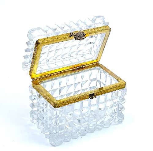 Antique French Diamond Cut Crystal Casket with Dore Bronze Mounts and Scallop Shell Clasp