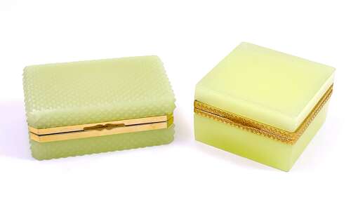 Antique Diamond Cut Soft Lemon Yellow Opaline Glass Casket