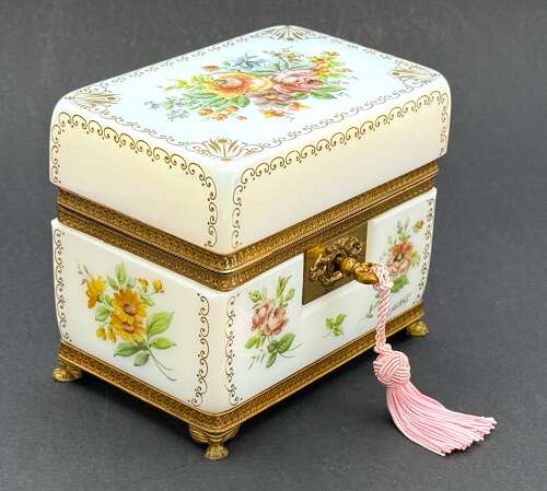Large Antique French Signed White Bulle de Savon Opaline Casket Decorated with Flowers