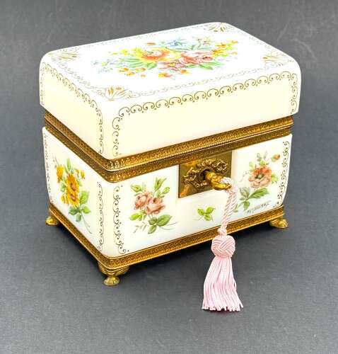 Large Antique French Signed White Bulle de Savon Opaline Casket Decorated with Flowers