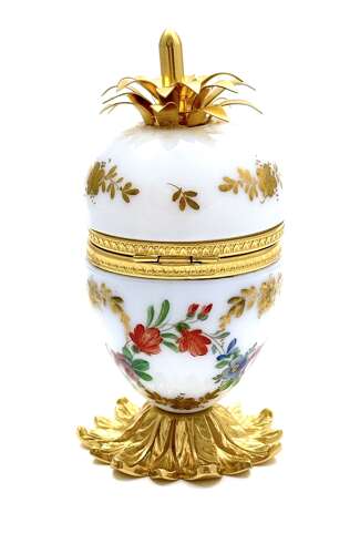 A Pretty French Bulle De Savon Opaline Egg Shaped Box Decorated with Delicate Flowers
