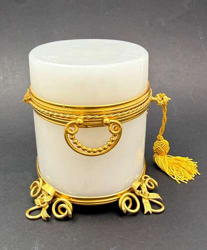 High Quality Antique French White Opaline Glass Perfume Casket