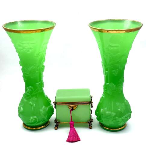 Antique French Green Opaline Uranium Glass Casket Elegantly Mounted in Fine Dore Bronze