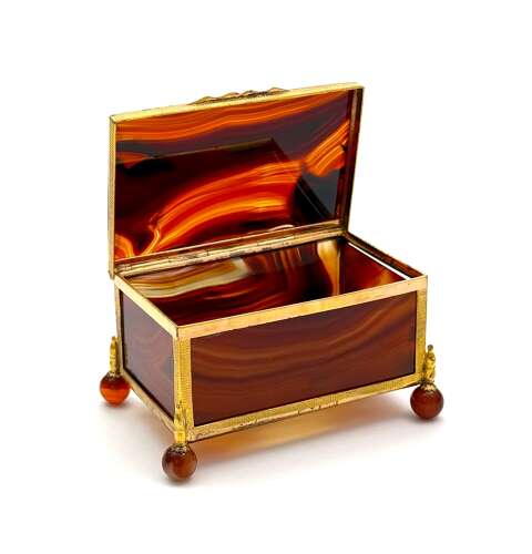 A Fine Antique Agate Jewellery Box