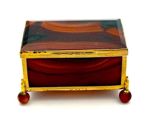 A Fine Antique Agate Jewellery Box