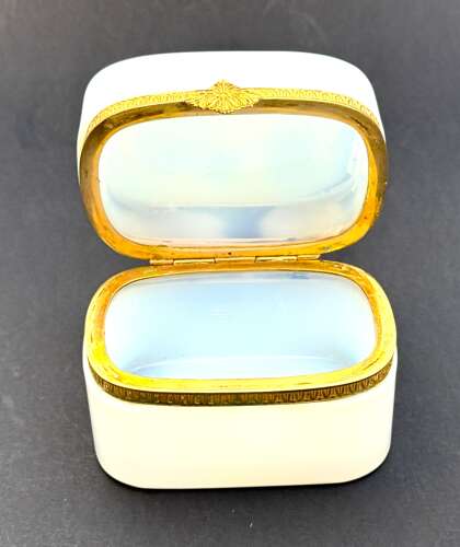 Antique French Bulle de Savon White Opaline Glass Casket with Foliate Clasp.